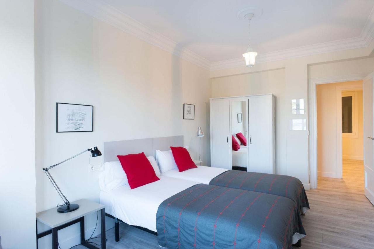 Atlantic - Iberorent Apartments Saint-Sébastien Extérieur photo